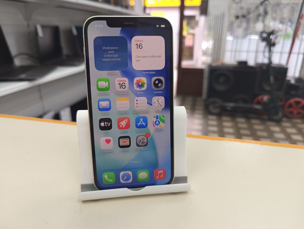 Смартфон Apple iPhone 12 128Gb