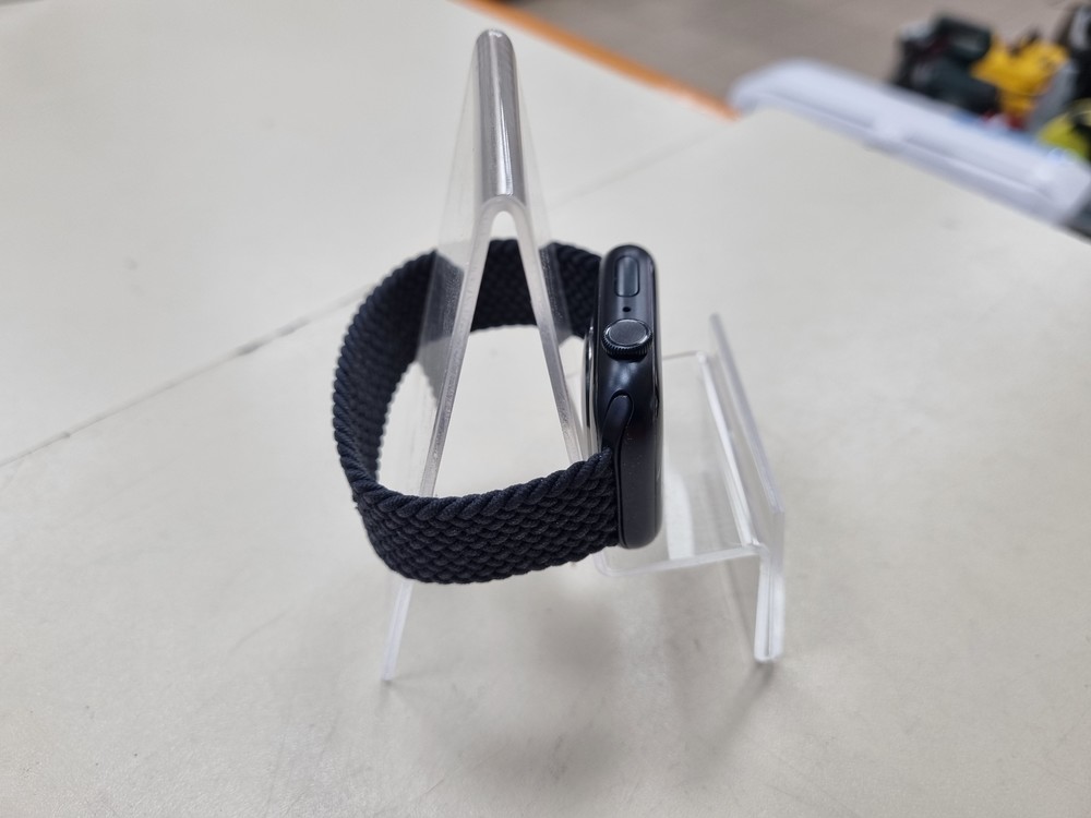 Смарт-часы Apple Watch Series 7 45mm