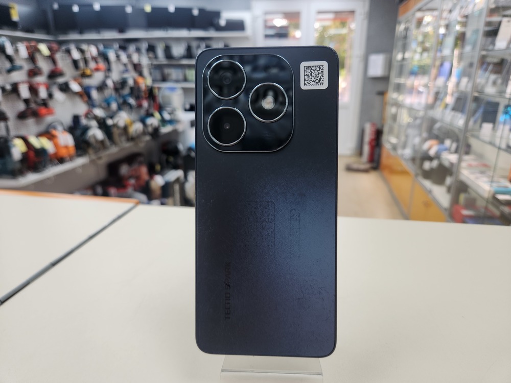 Смартфон Tecno Spark 20 8/256