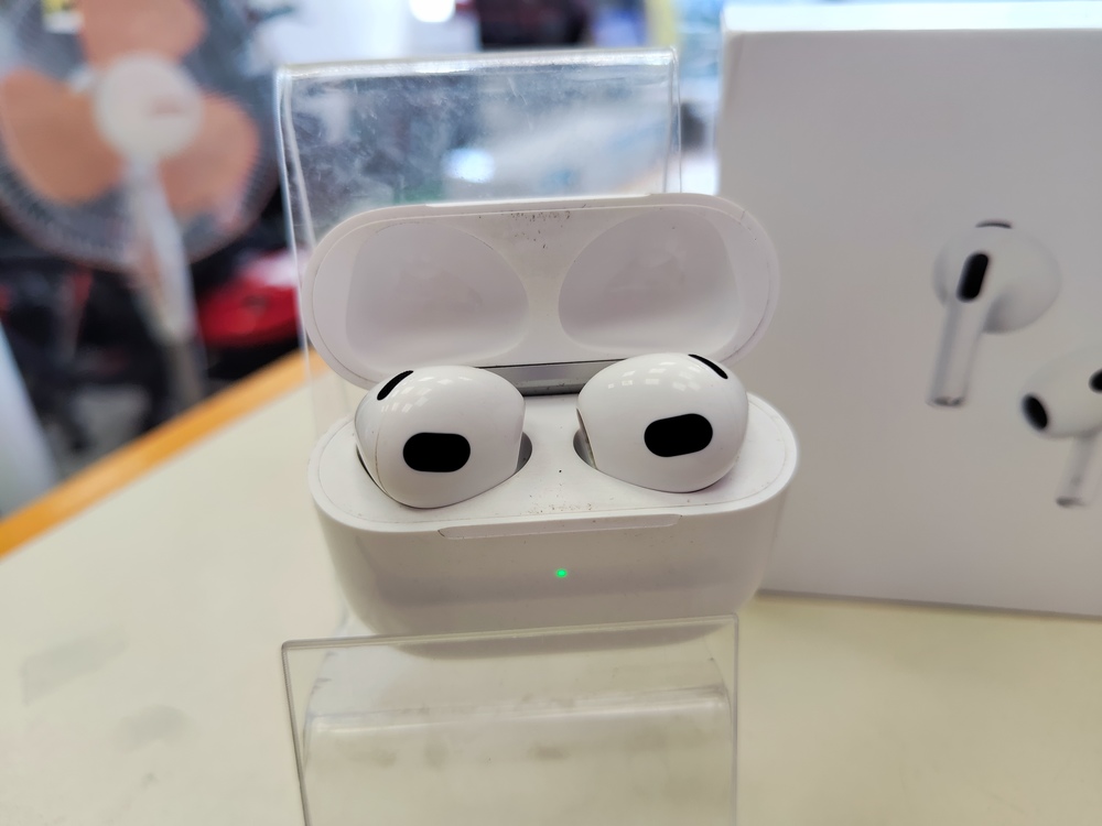 Наушники беспроводные Apple Airpods 3