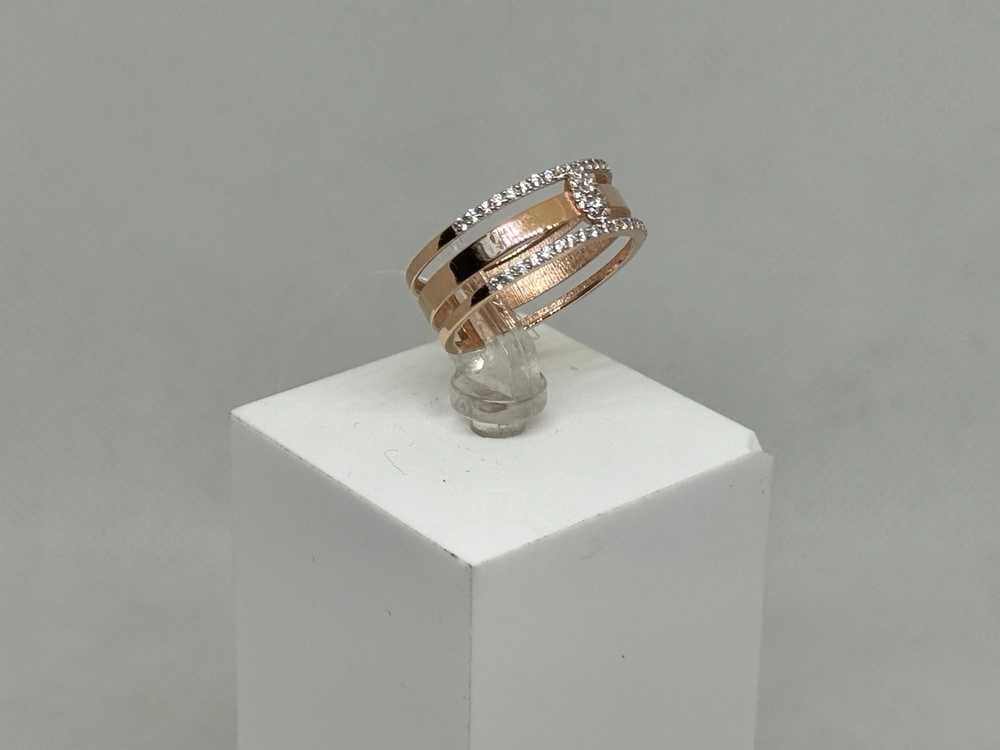 КОЛЬЦО С КАМНЯМИ (Au 585)