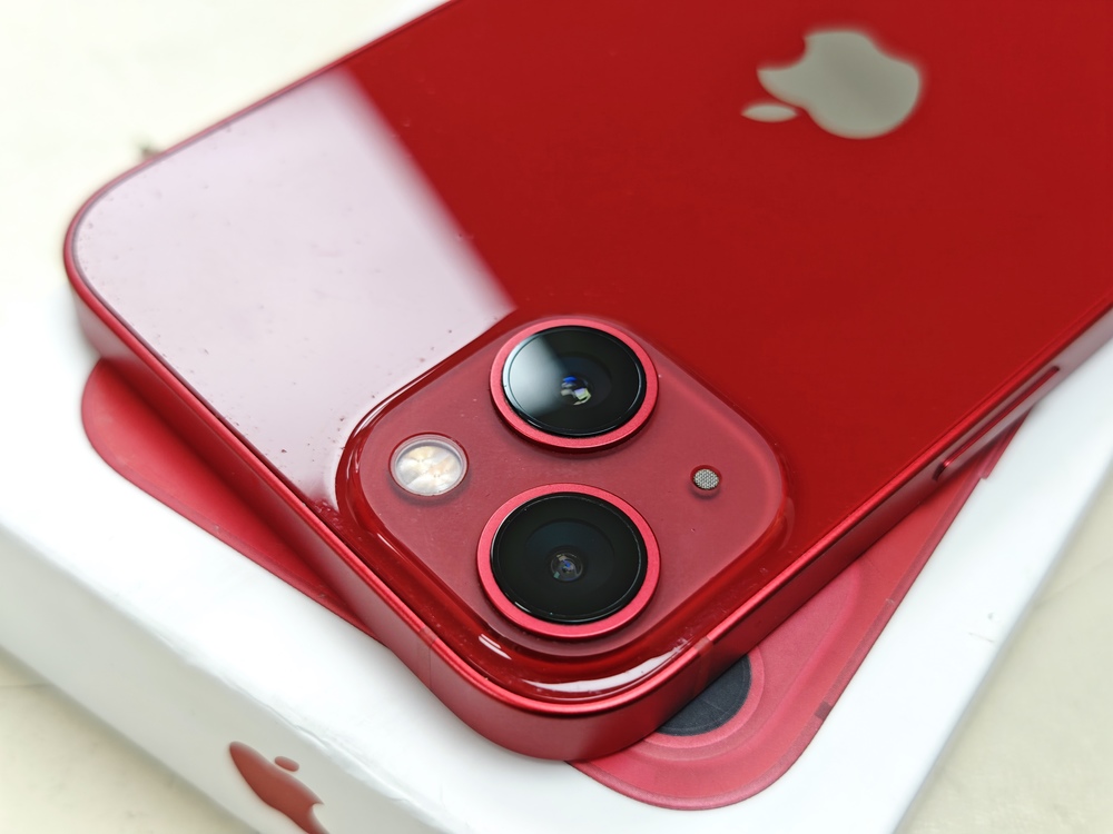 Смартфон Apple iPhone 13 256Gb