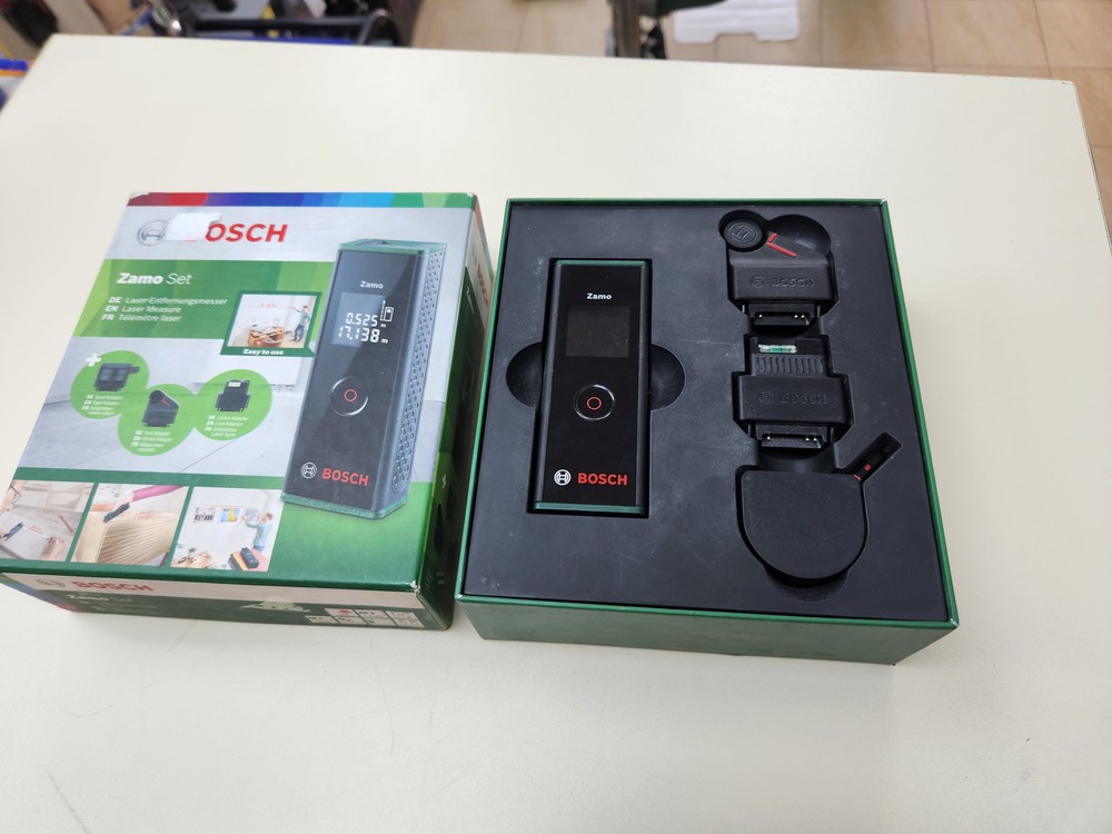 Дальномер BOSCH Zamo Set;