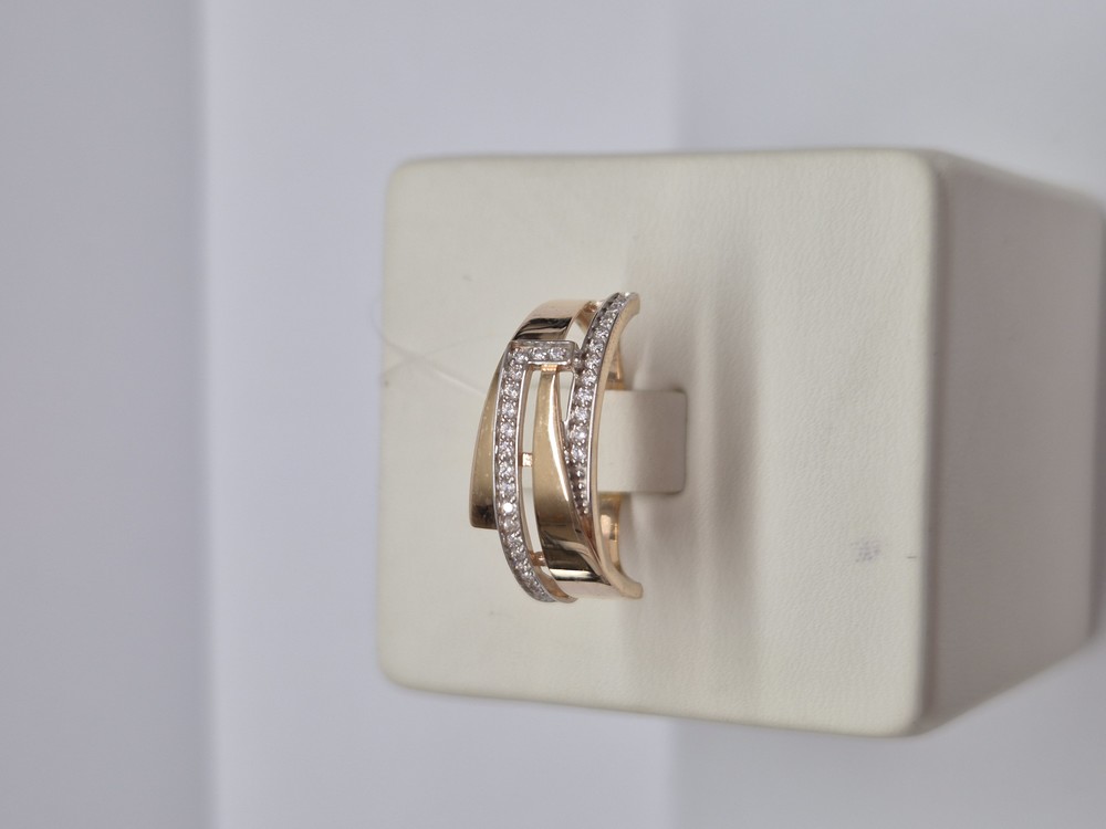 КОЛЬЦО С КАМНЯМИ (Au 585)