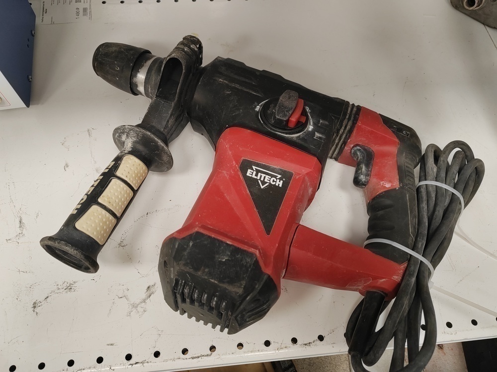 Перфоратор Elitech 4-32ЭМ