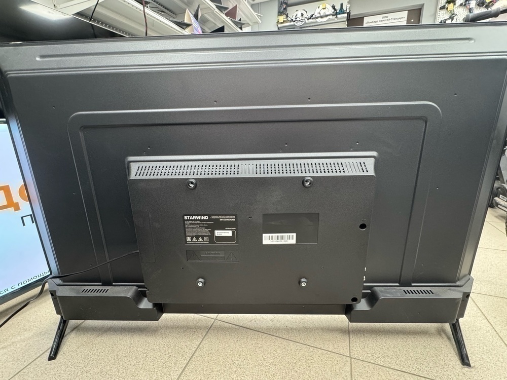 LED Телевизор Starwind SW-LED43UG405