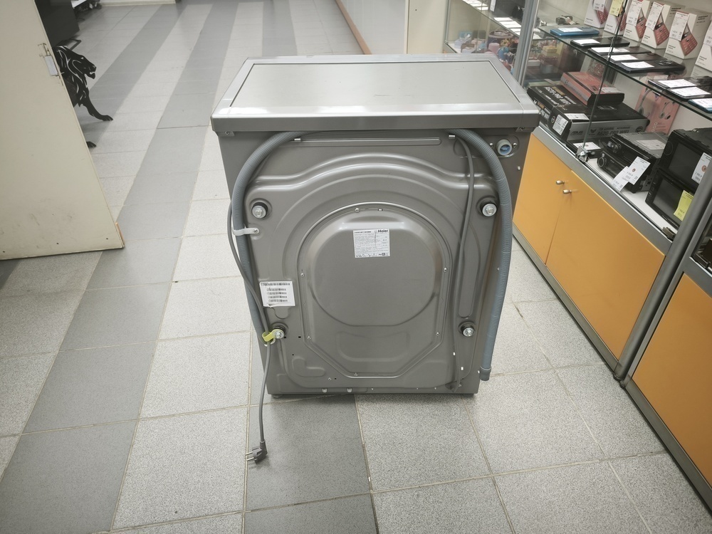 Стиральная машина Haier HW60-BP12919BS