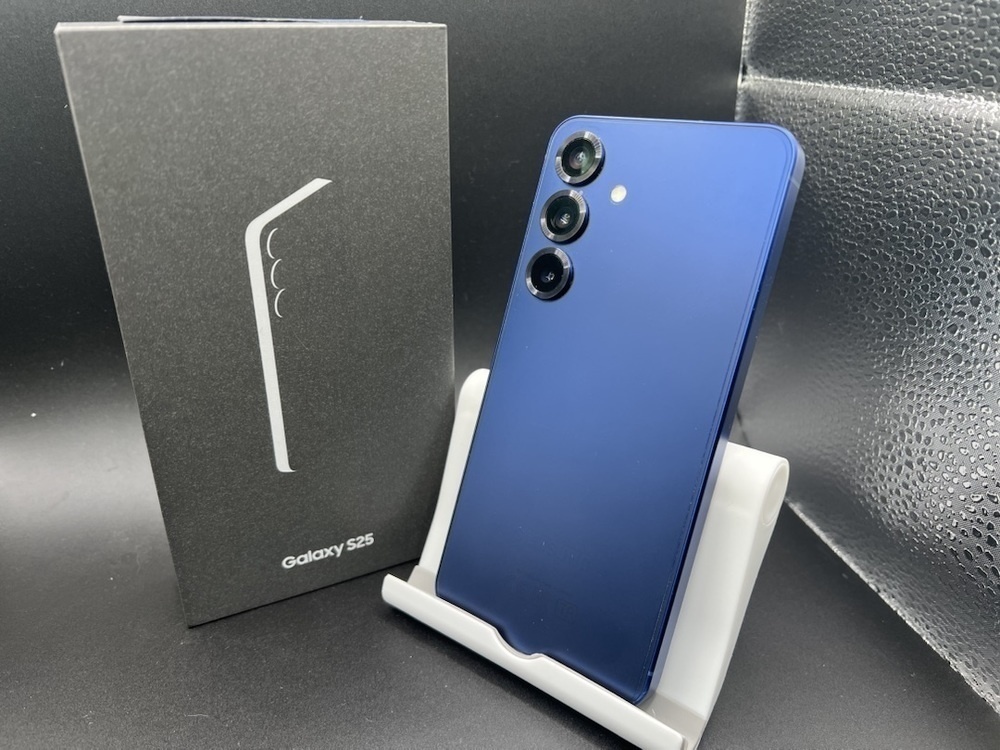 Смартфон Samsung Galaxy S25 12/128