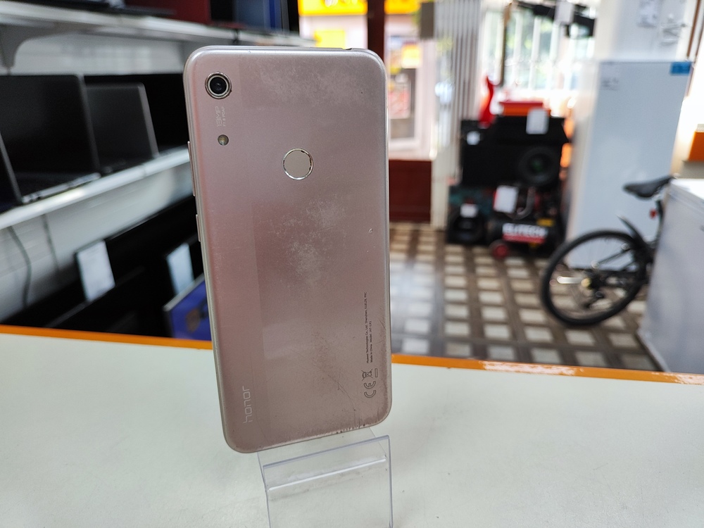 Смартфон Honor 8A 2/32