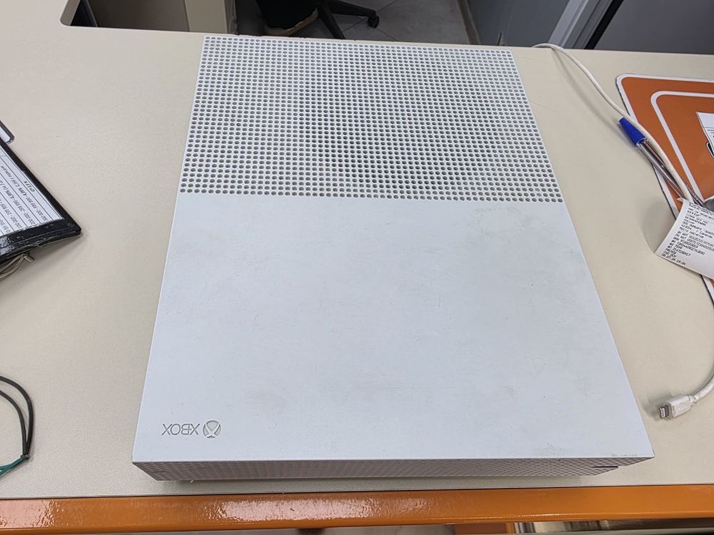 Игровая приставка Xbox One S Digital Edition 500Gb