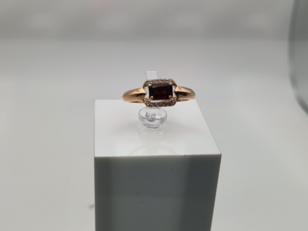 КОЛКМИ585 КОЛЬЦО С КАМНЯМИ (Au 585)