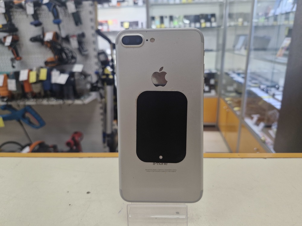 Смартфон Apple iPhone 7 Plus 32Gb