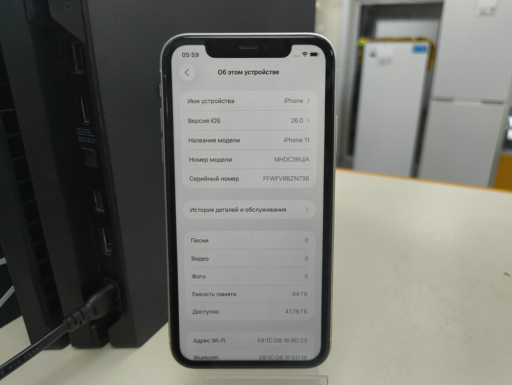 Смартфон Apple iPhone 11 64Gb