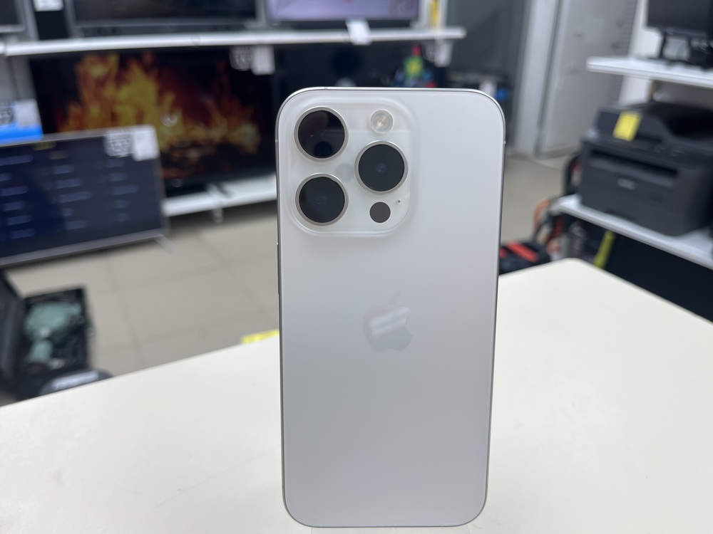 Смартфон Apple Iphone 15 Pro 128Gb