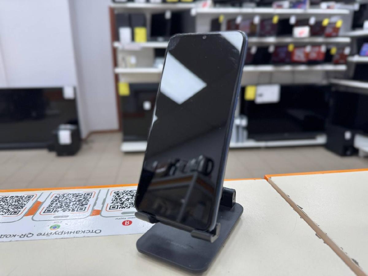 Смартфон Tecno Spark 8C 4/64