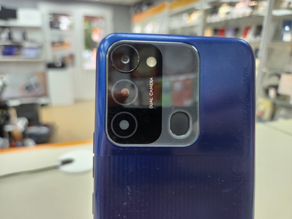 Смартфон Tecno Spark GO 2022 2/32