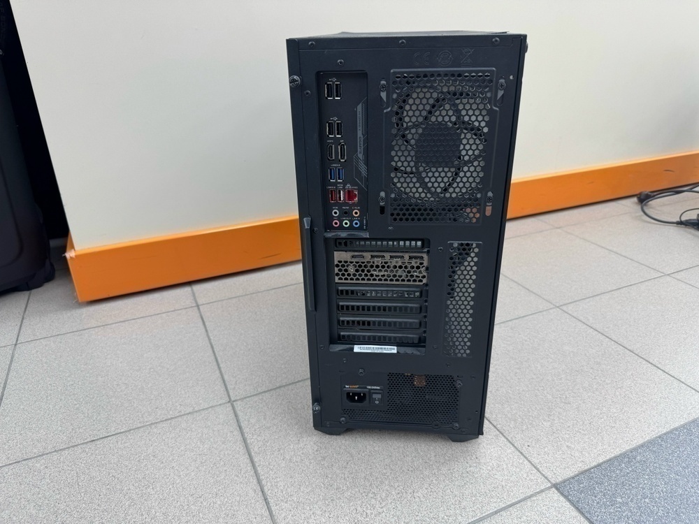 Системный блок Cooler Master; Core I5-12400F, GeForce RTX 3070 Ti, 32 Гб, 1.240 Tb, 2.5 Tb