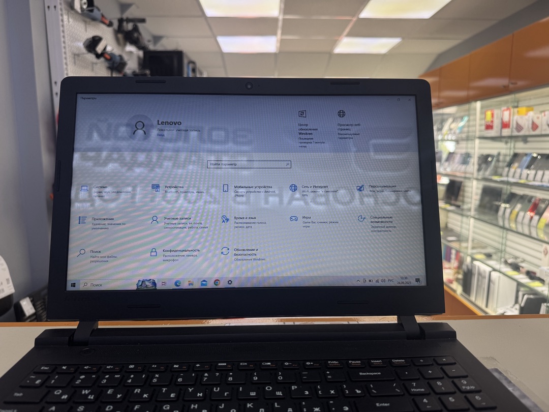 Ноутбук Lenovo; Celeron N2840, Нет, 4 Гб, 256 Гб, Нет