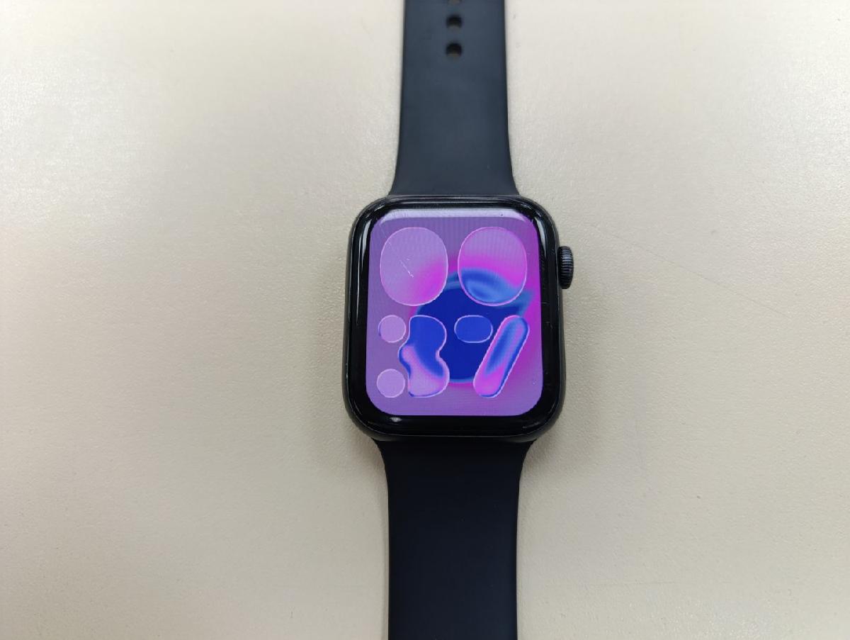 Смарт-часы Apple Watch Series 6 44 мм