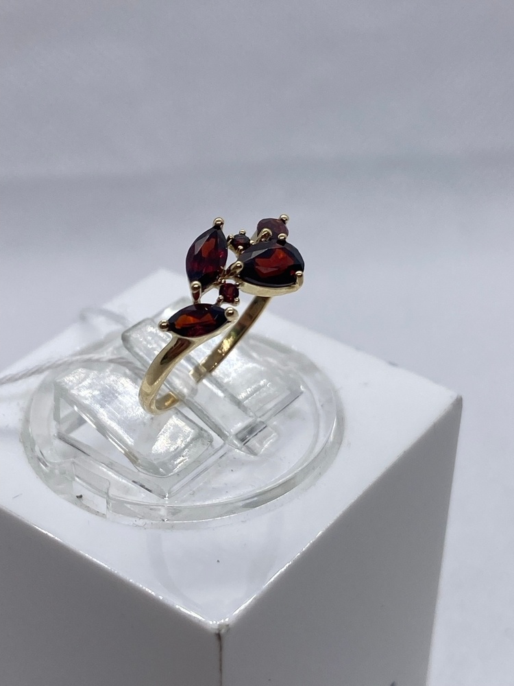 КОЛКМИ585 КОЛЬЦО С КАМНЯМИ (Au 585)