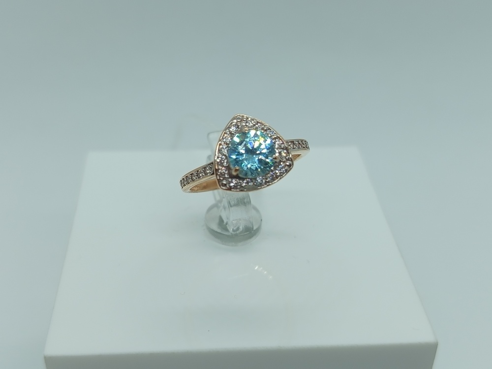 КОЛЬЦО С КАМНЯМИ (Au 585)