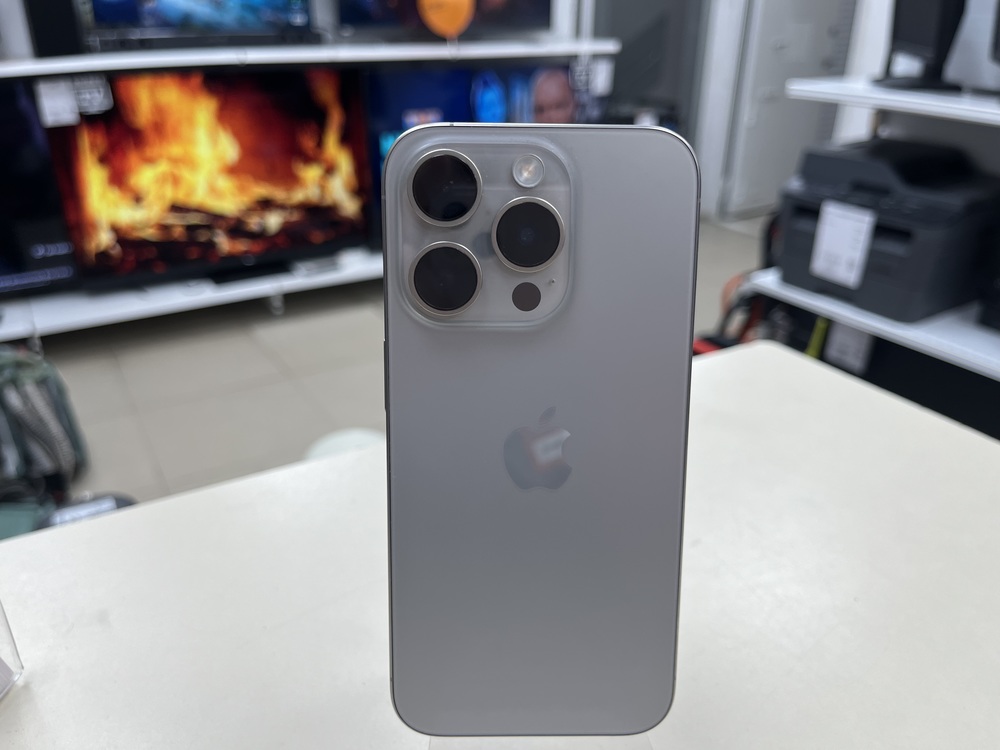 Смартфон Apple Iphone 15 Pro 256Gb