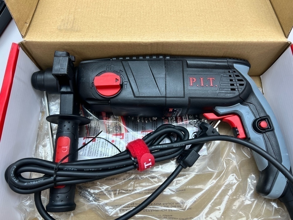 Перфоратор P.I.T. PBH24-C