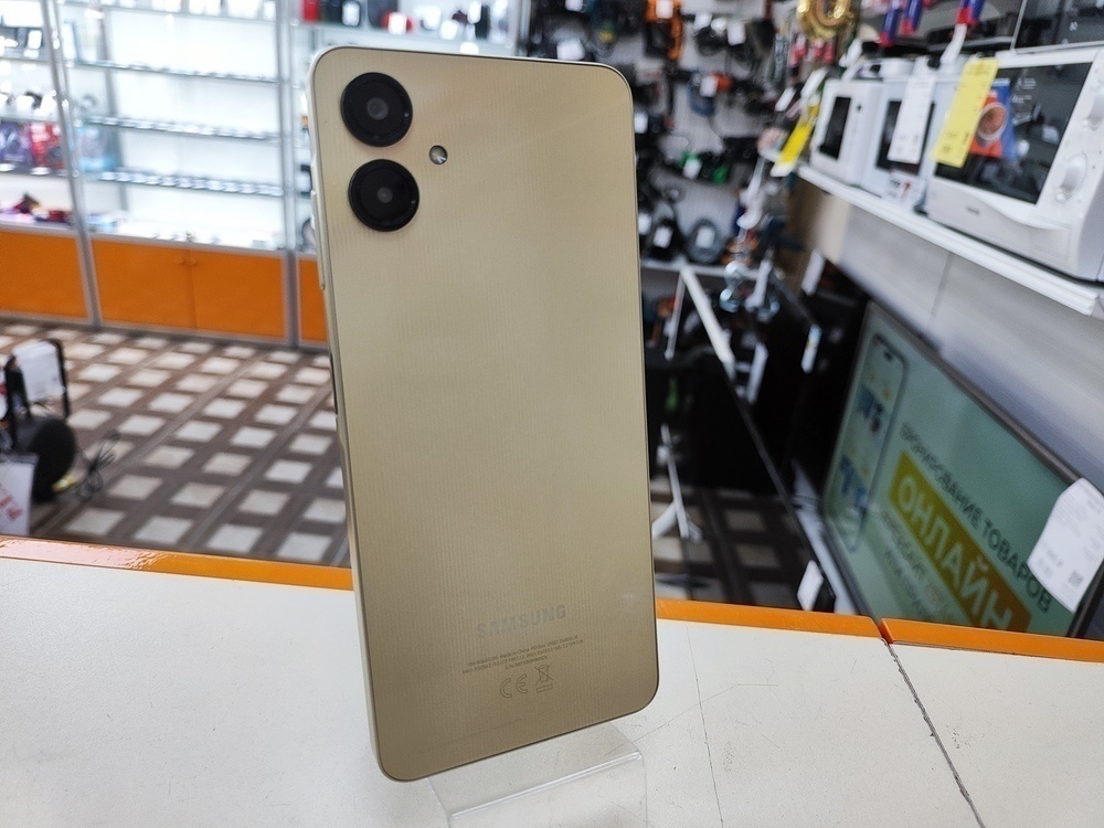 Смартфон Samsung Galaxy A06 6/128
