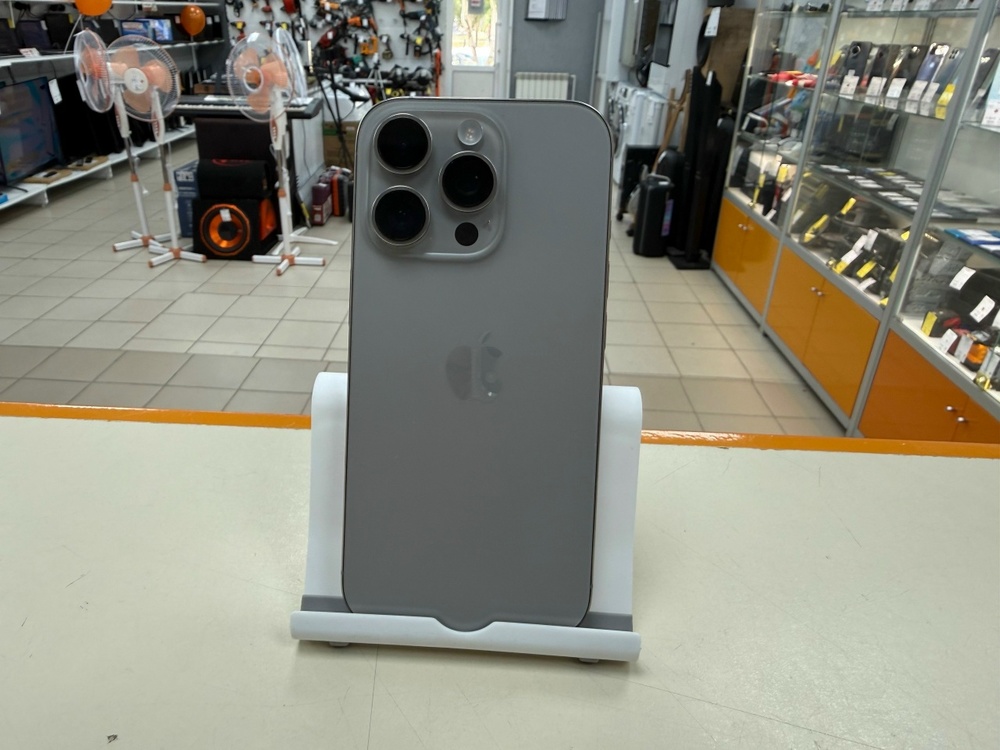 Смартфон Apple Iphone 16 Pro 128Gb