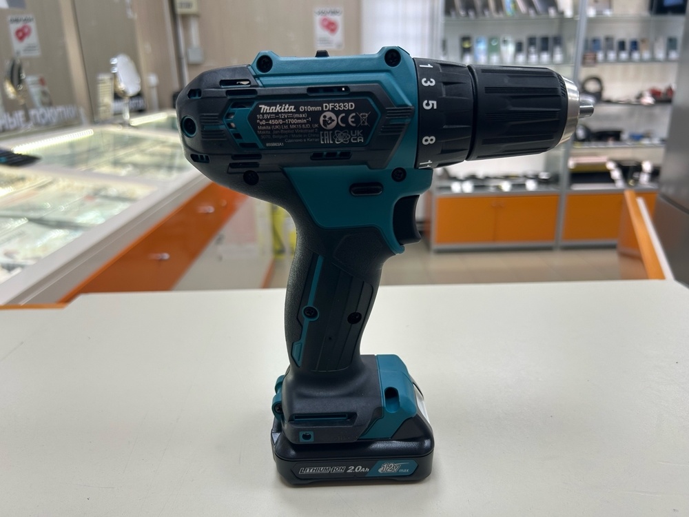 Шуруповерт Makita DF333D