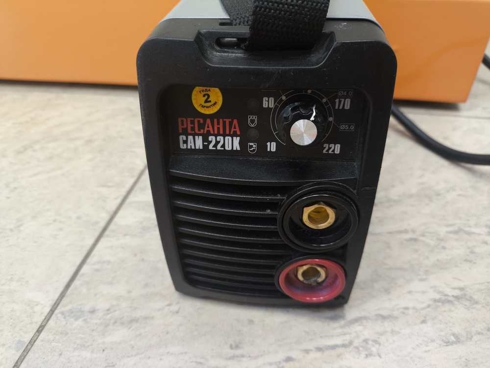 Сварочный аппарат Ресанта САИ-220К