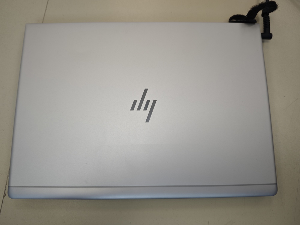 Ноутбук HP; Core i7-8550U, Intel UHD Graphics 620, 16 Гб, 480 Гб, Нет