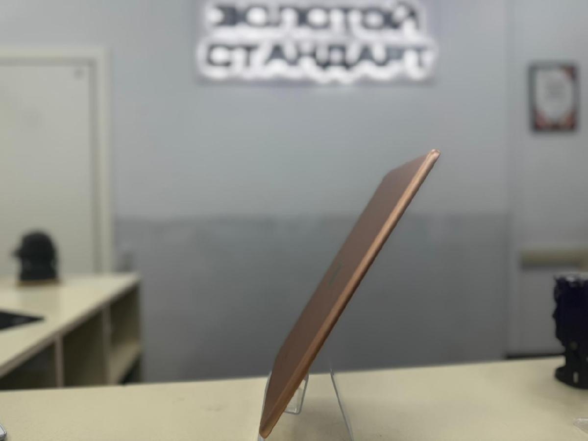Планшет Apple IPad 6 32 ГБ A1893 (Wi-Fi)