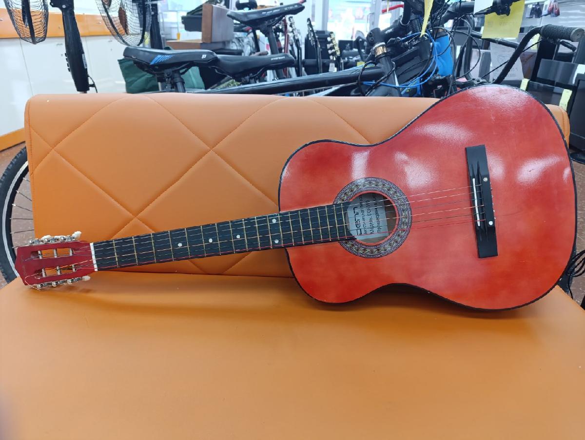 Гитара акустическая DENN DCG390
