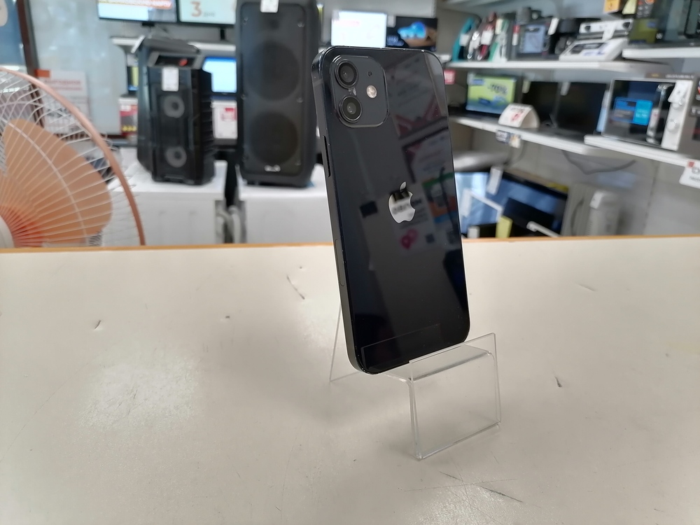 Смартфон Apple iPhone 12 64Gb