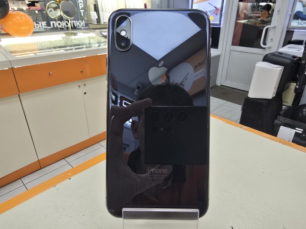 Смартфон Apple iPhone X 256Gb