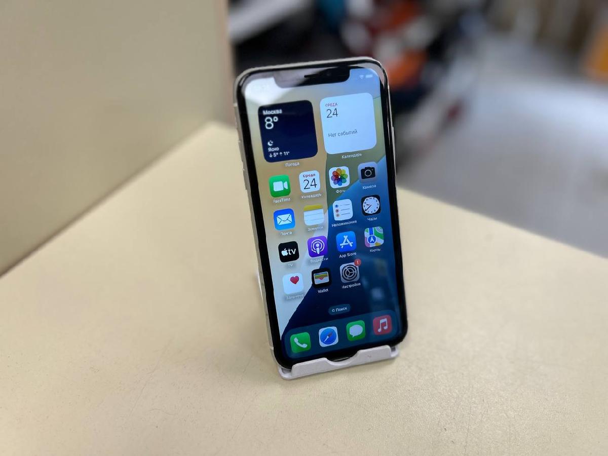 Смартфон Apple iPhone Xr 64Gb