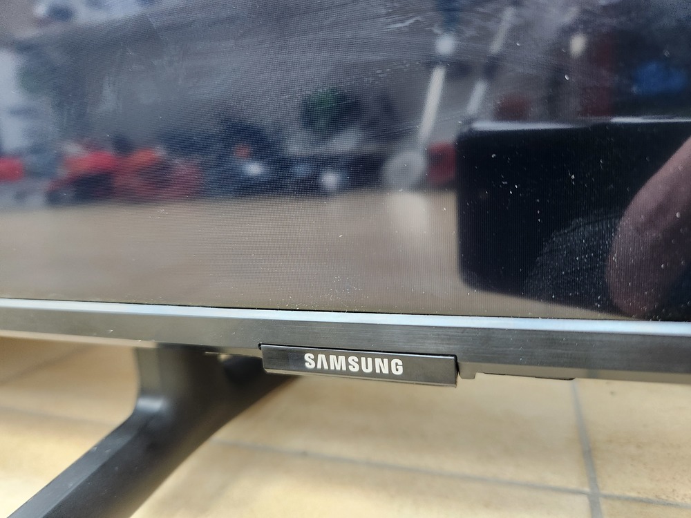 LED Телевизор Samsung UE65DU8000UXRU