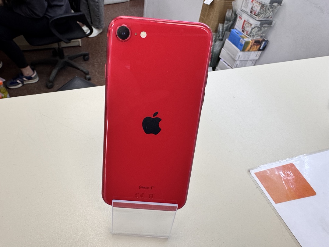 Смартфон Apple Iphone SE 2022 64GB