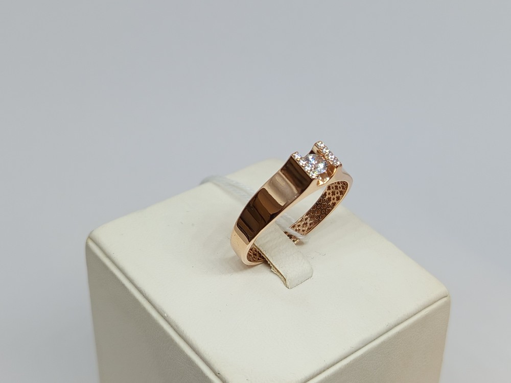 КОЛЬЦО С КАМНЯМИ (Au 585)