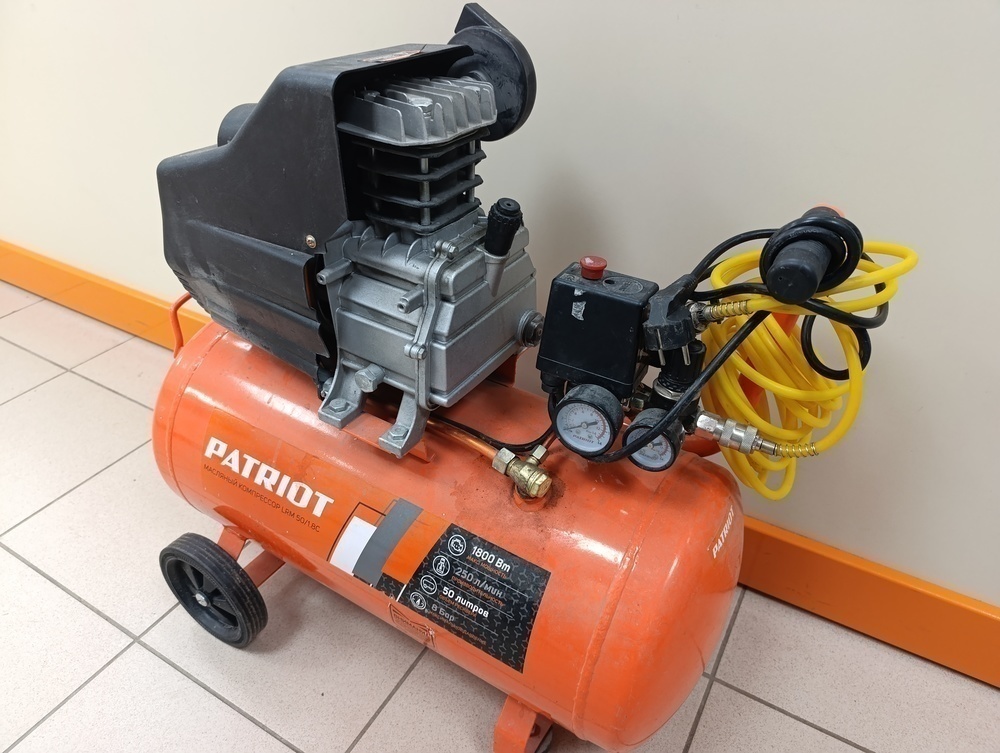 Компрессор Patriot LRM 50/1.8C