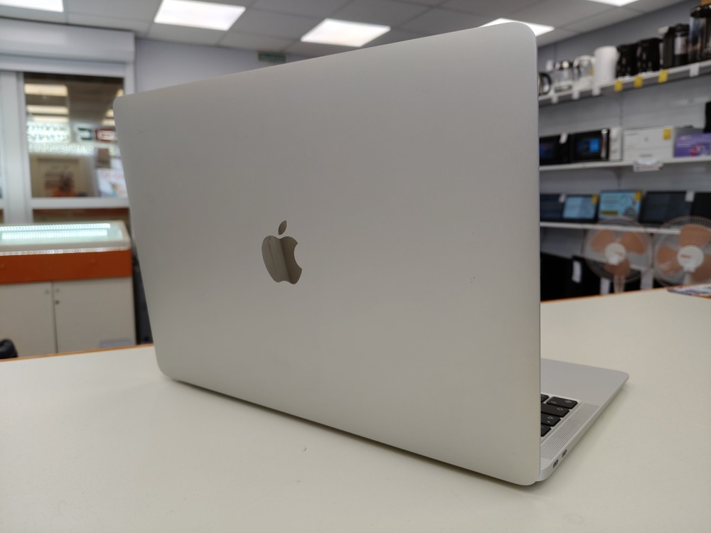 Ноутбук Apple Macbook Air 13 2020 M1 8/256
