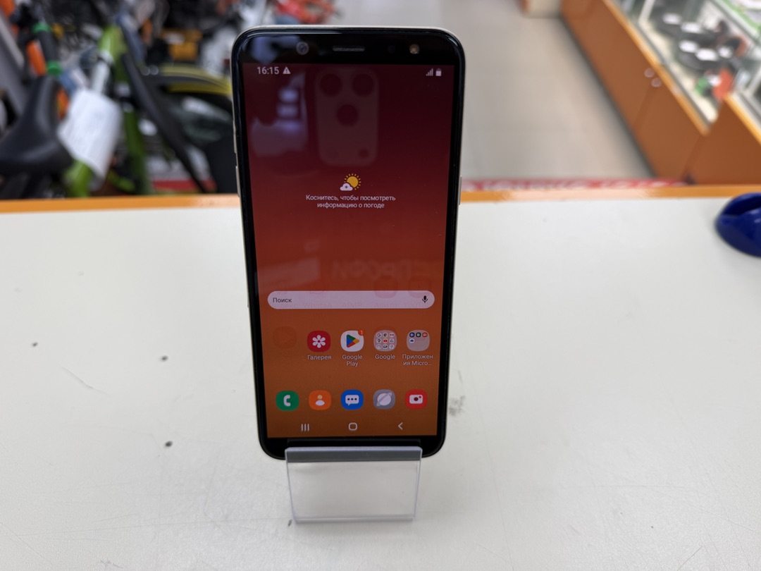 Смартфон Samsung Galaxy A6 3/32