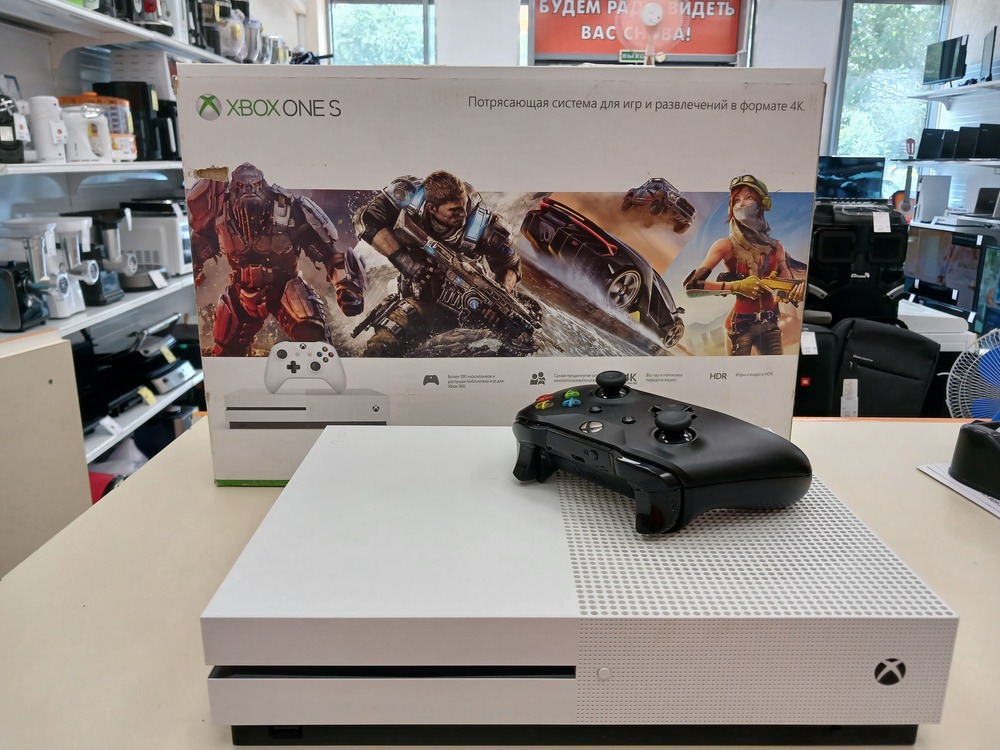 Игровая приставка Xbox One S 500Gb