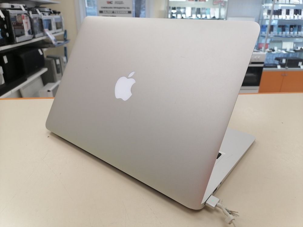 Ноутбук Apple Air 13 2015; Core i5, HD Graphics, 8 Гб, 128 Гб, Нет