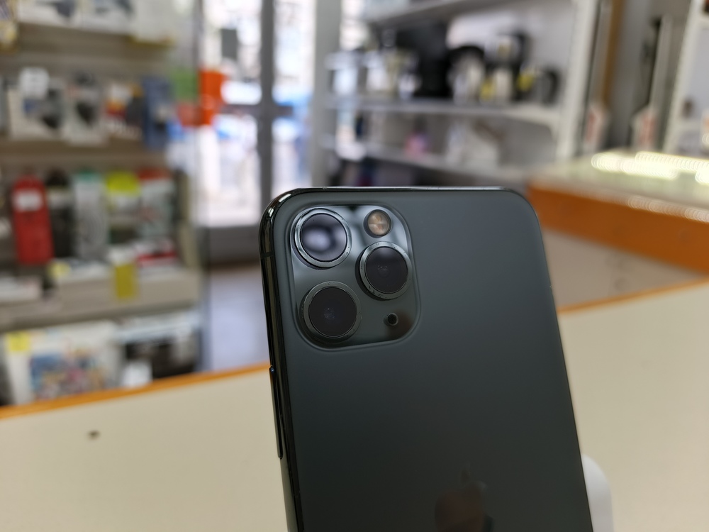 Смартфон Apple iPhone 11 Pro 64Gb