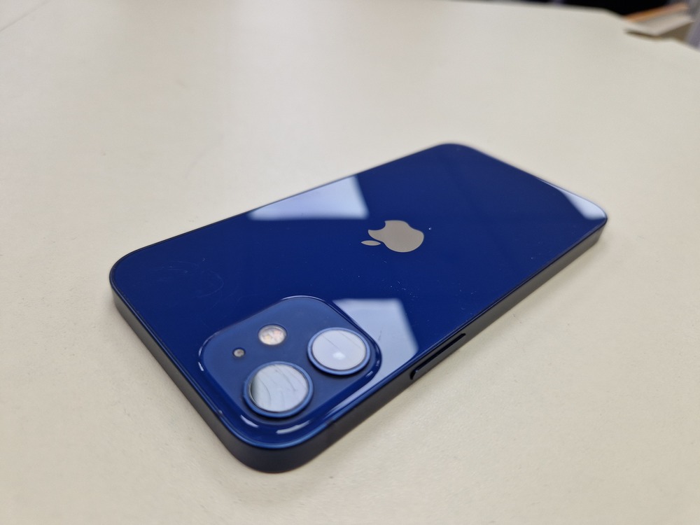 Смартфон Apple iPhone 12 mini 64Gb