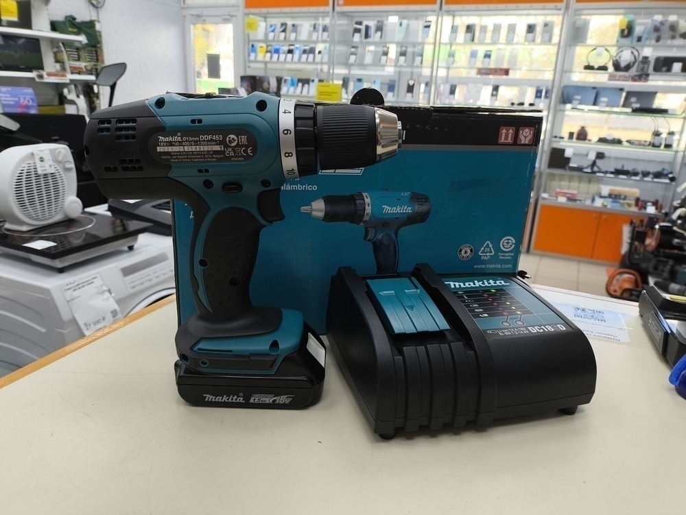 Шуруповерт Makita DDF453
