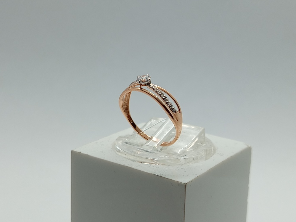 КОЛЬЦО С КАМНЯМИ (Au 585)