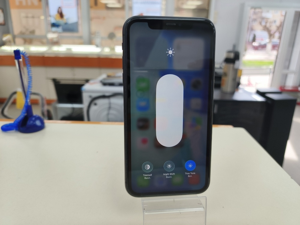 Смартфон Apple iPhone 11 128Gb